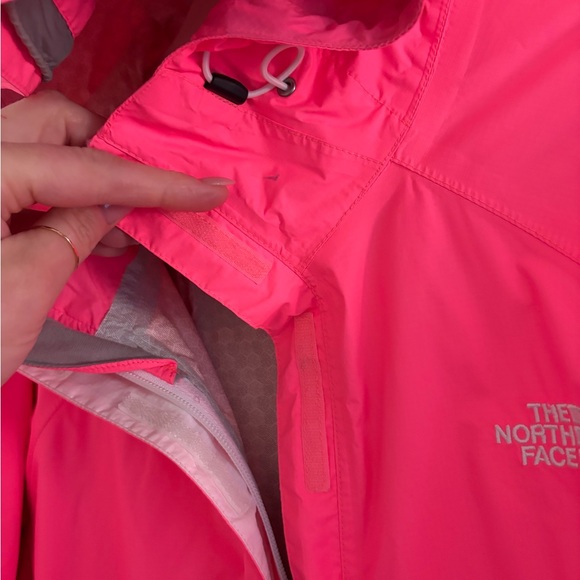 The North Face Women's Vibrant Pink Wind Rain Jacket XL - Picture 3 of 10